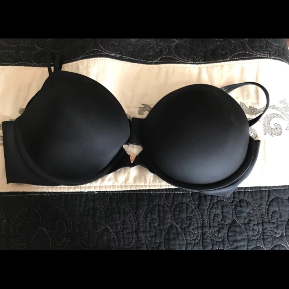 Victoria’s Secret Sexy Illusions Bra